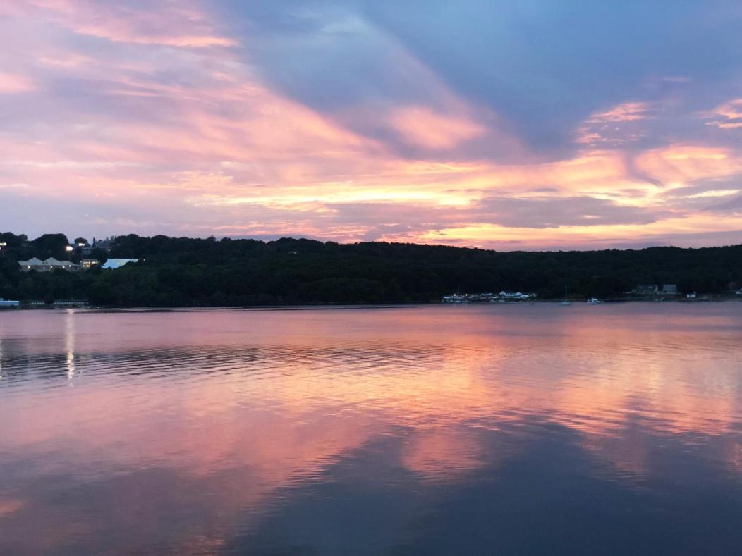 Spectacular Home With A Amazing Ocean - River View Groton Eksteriør bilde