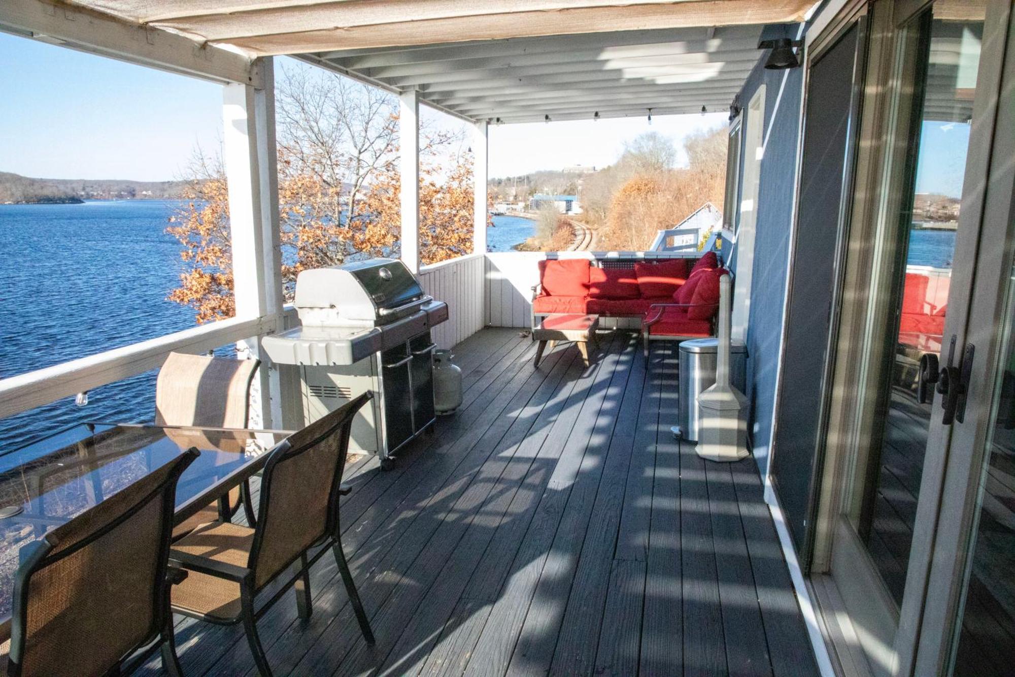 Spectacular Home With A Amazing Ocean - River View Groton Eksteriør bilde